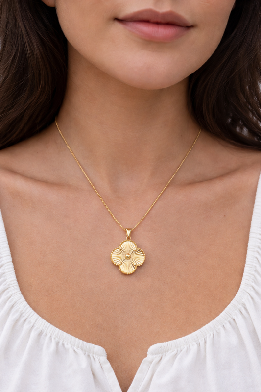 14 Ayar Altın - Yonca Kolye